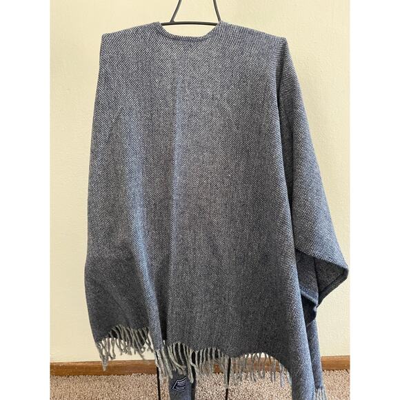 100% wool Fairbault Shawl Scarf Poncho Navy Blue and Grey - Picture 5 of 12